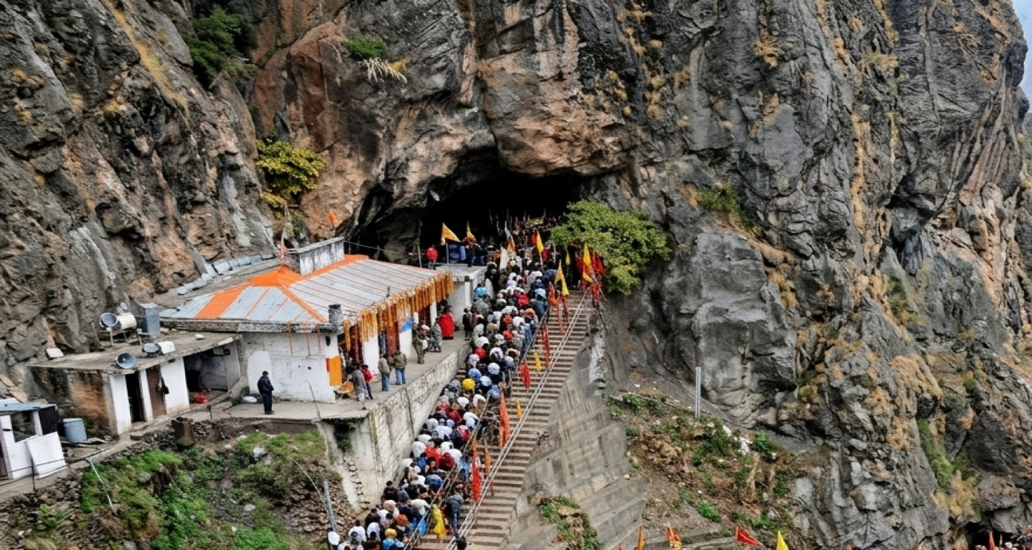 Shiv Khori ( Shiv Khodi Cave )