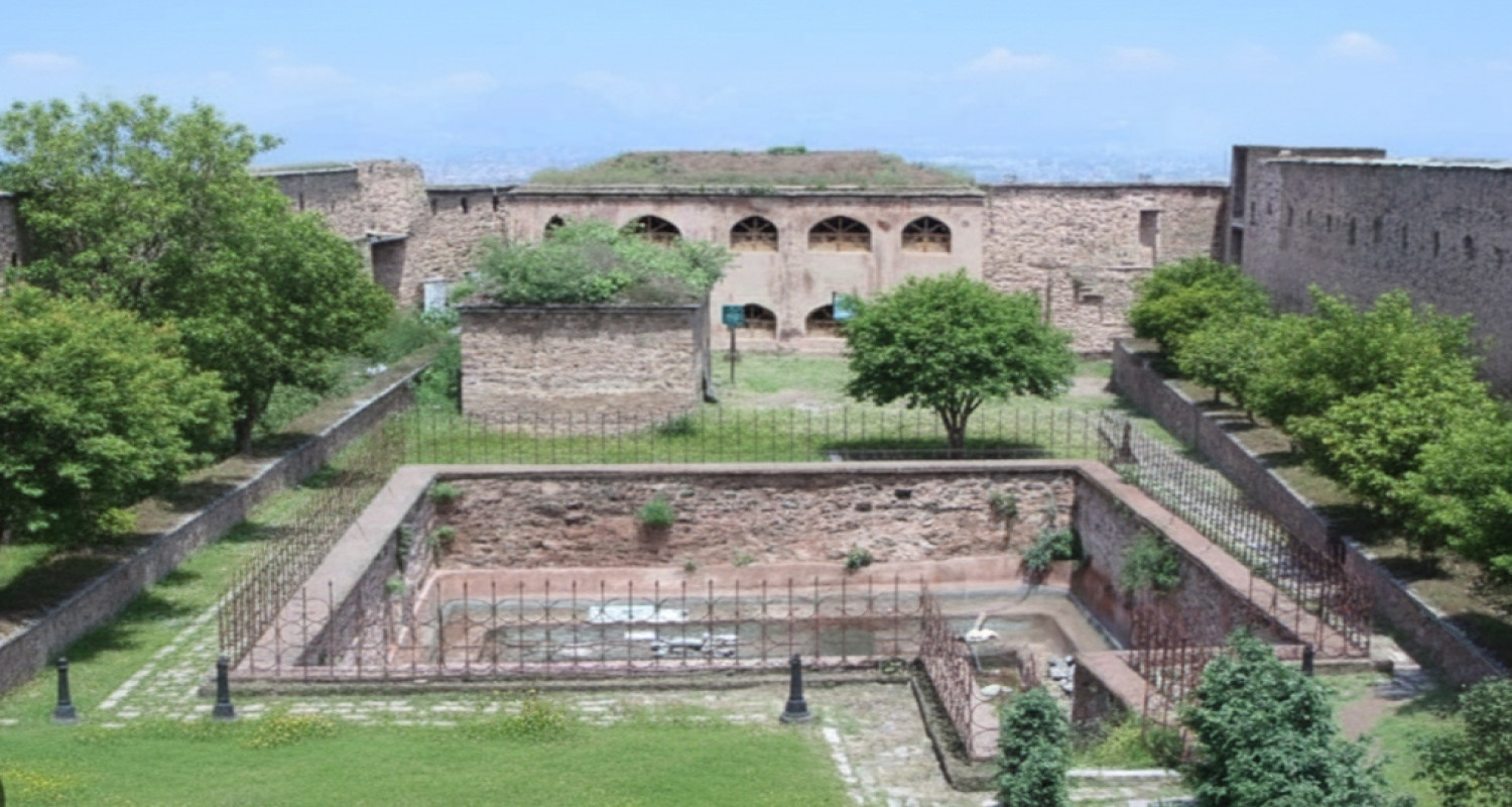 Hari Parbat  KoheMaran