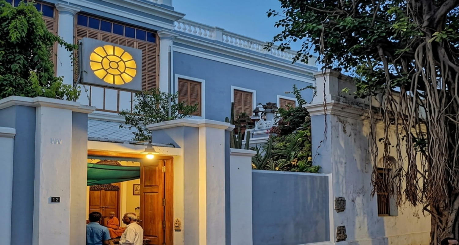 Sri Aurobindo Ashram ( Main Building & Samadhi )