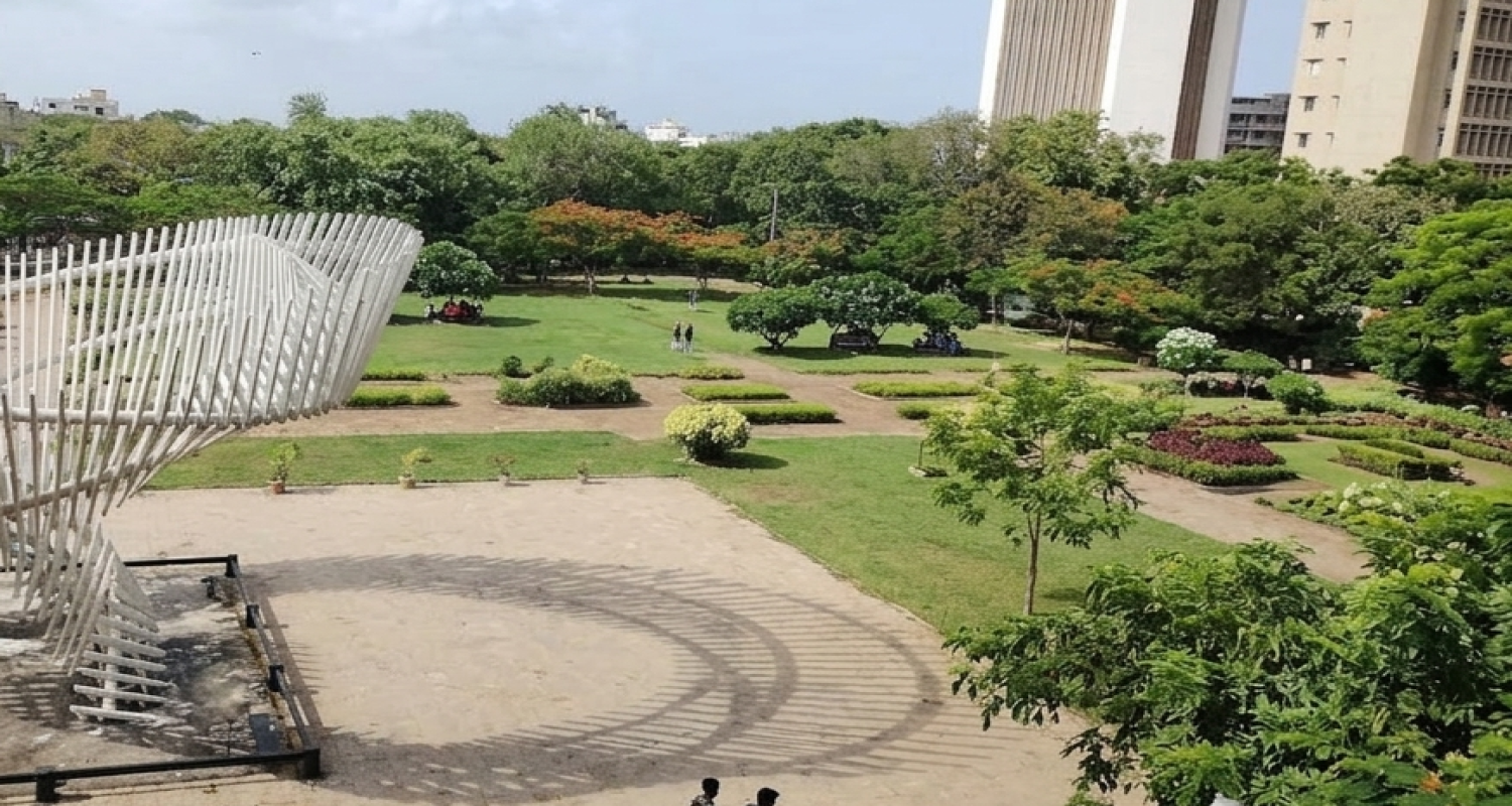 Cross Maidan Garden