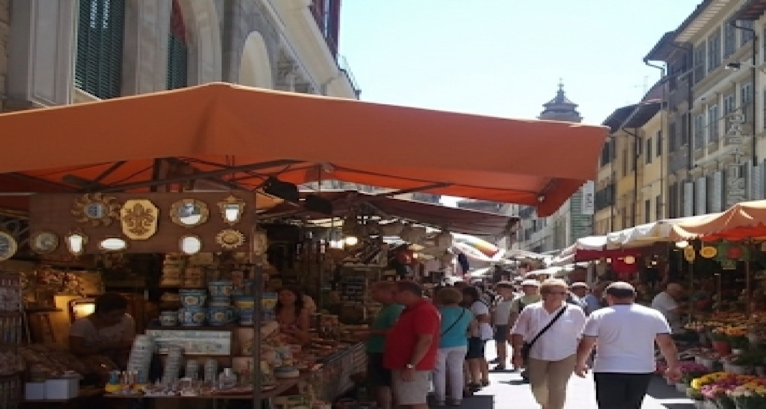 Safdarjung Development Area Market